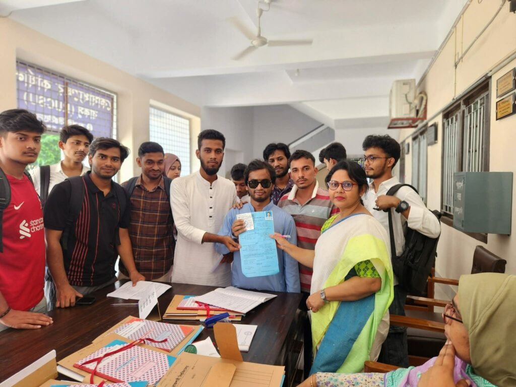 মনোনয়নপত্র জমা দিয়েছেন নাঈম হোসেন।